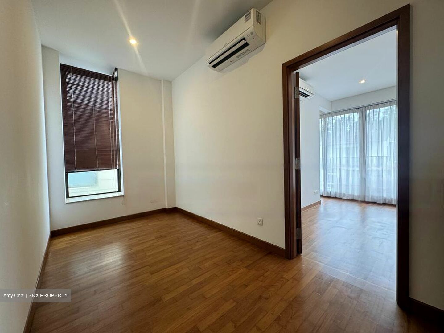 Lornie Road (D11), Terrace #459378721